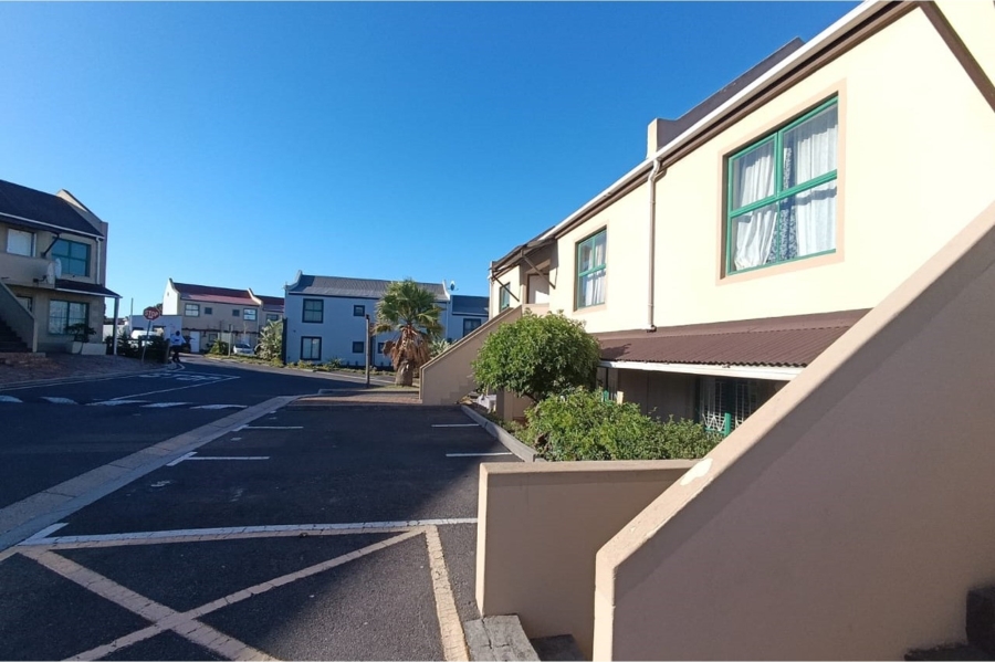 To Let 1 Bedroom Property for Rent in Parklands Western Cape